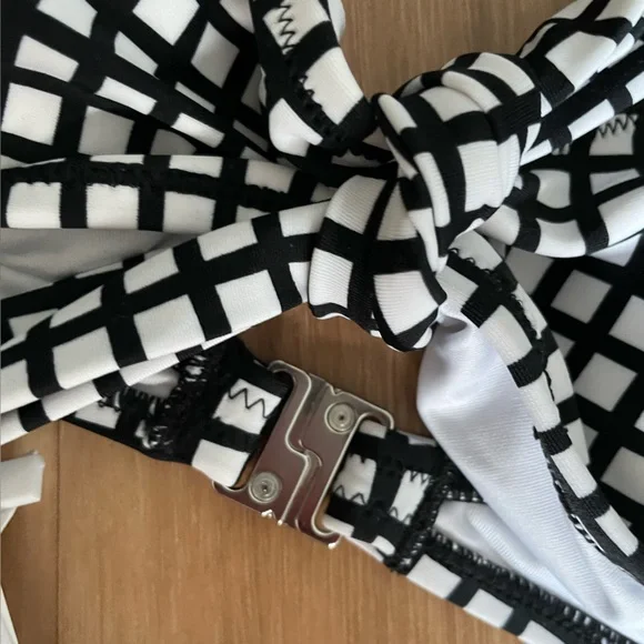 Cupshe Black and White Grid Bikini with Orange Bottoms - Picture 5 of 7